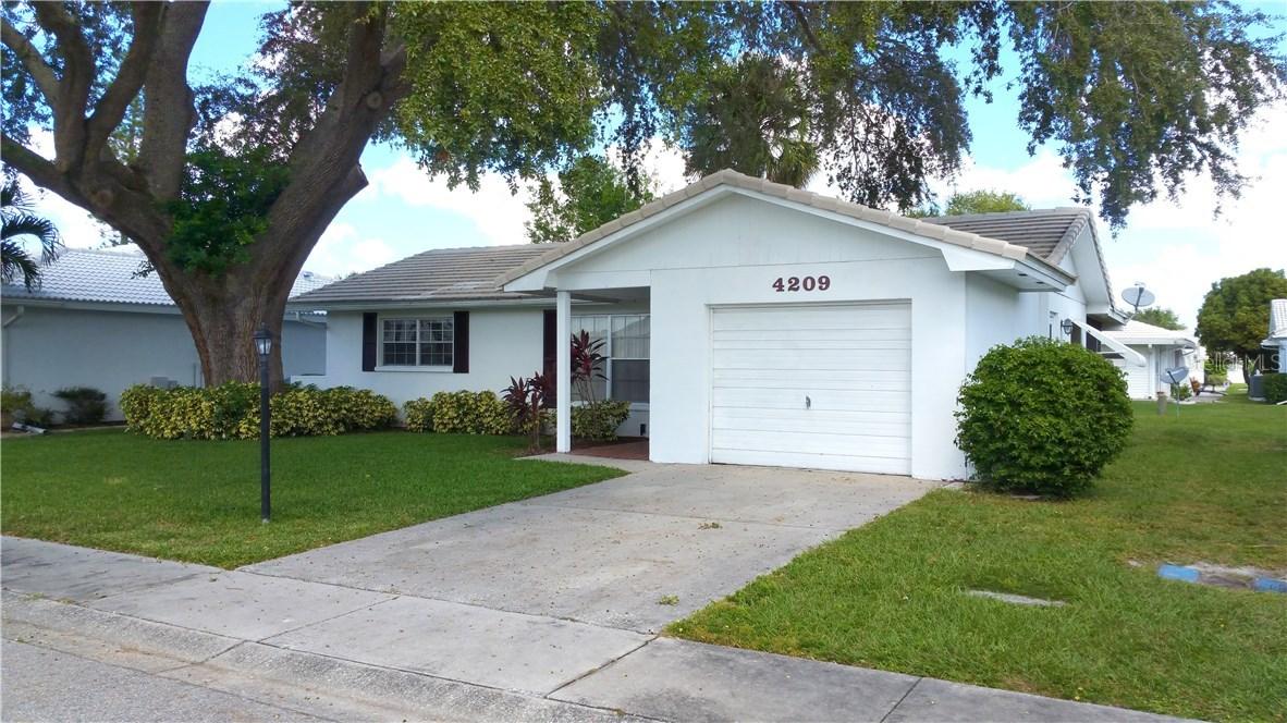 4209 Oak Ln., Bradenton, FL 34208