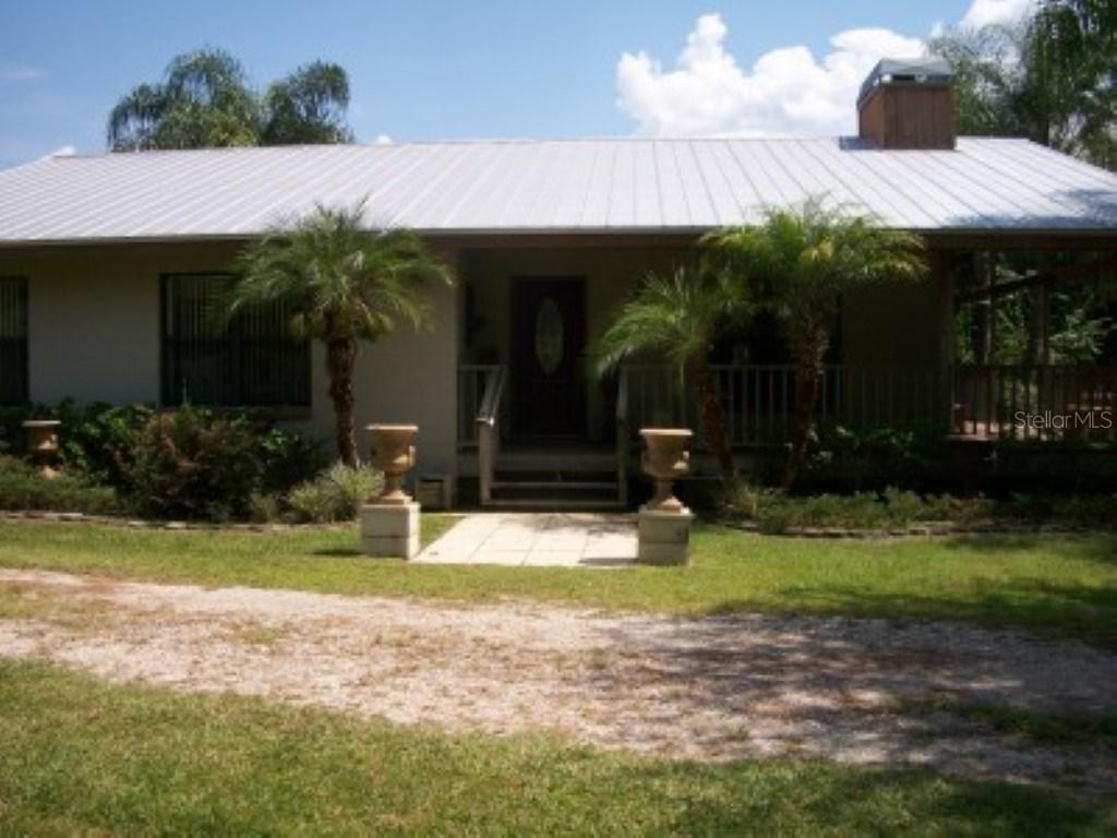 1345 E Garon Cove, Geneva, FL 32732