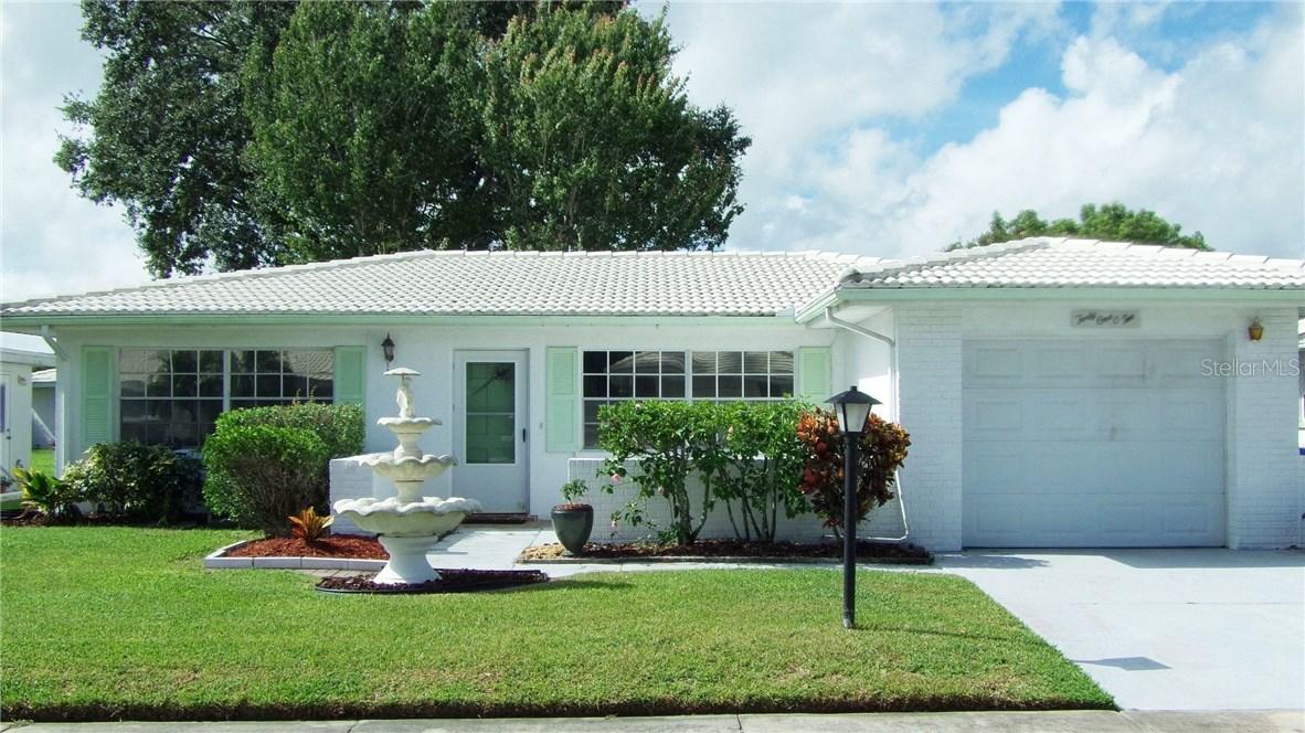 4102 Chinaberry Rd., Bradenton, FL 34208