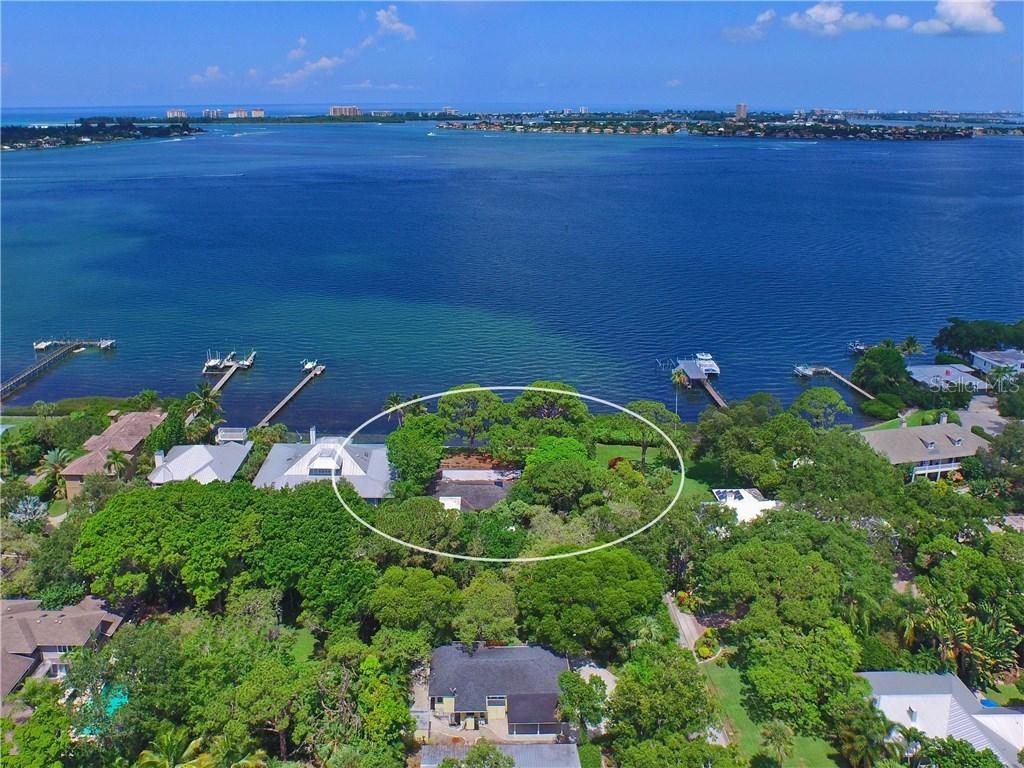 1500 Cunliff Ln., Sarasota, FL 34239