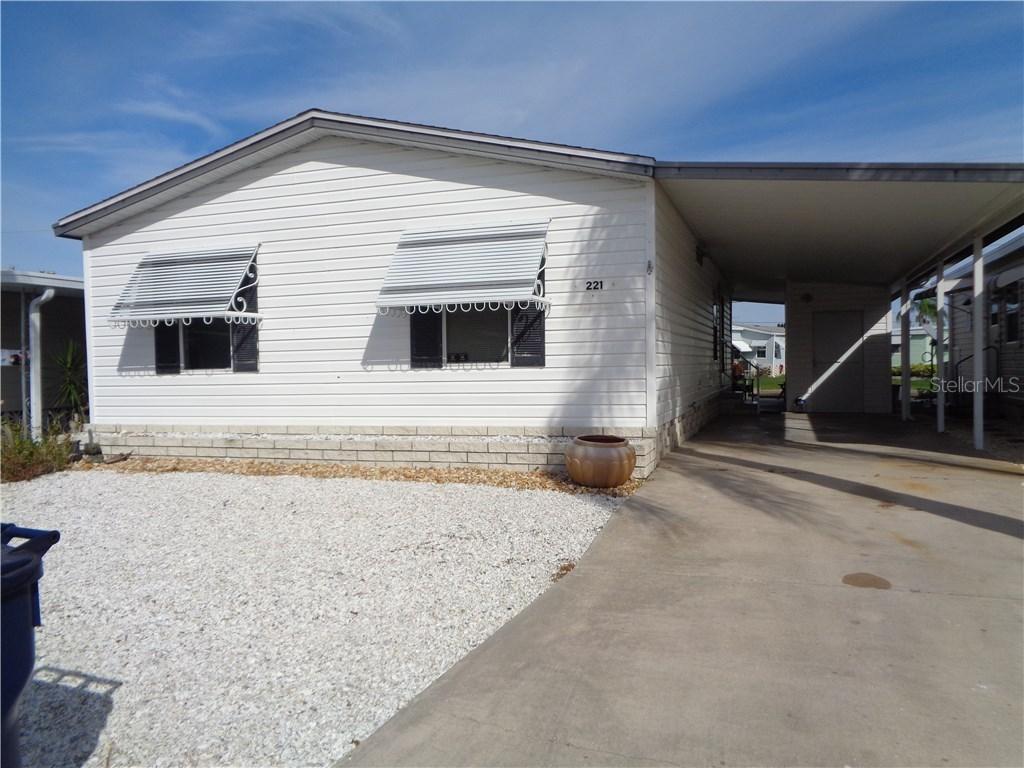 221 Bimini Dr., Palmetto, FL 34221