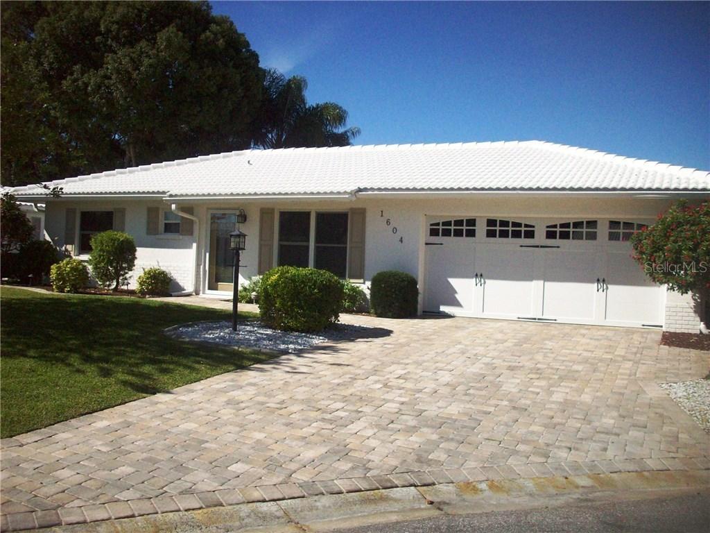 1604 N Elmwood Dr., Bradenton, FL 34208