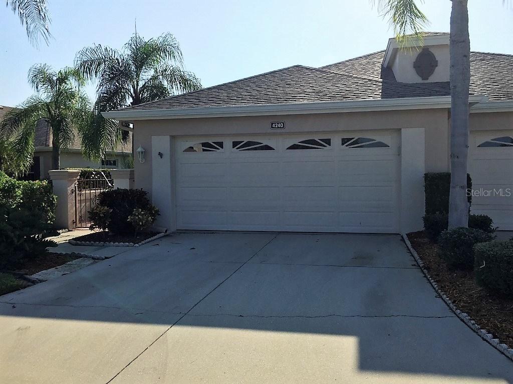 4240 Caddie Dr E Dr., Bradenton, FL 34203