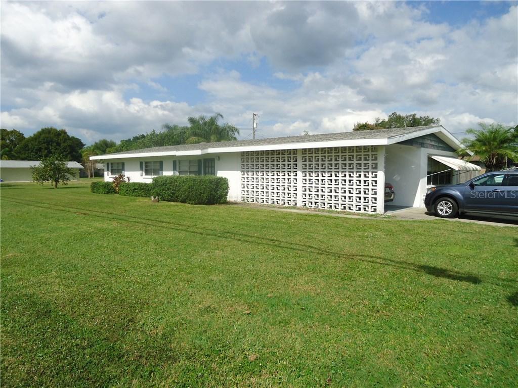 1001 25th Ave., Palmetto, FL 34221