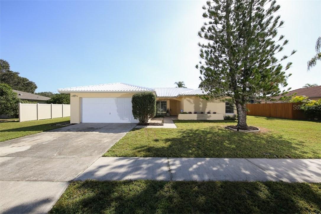 1477 Dogwood Dr., Sarasota, FL 34232
