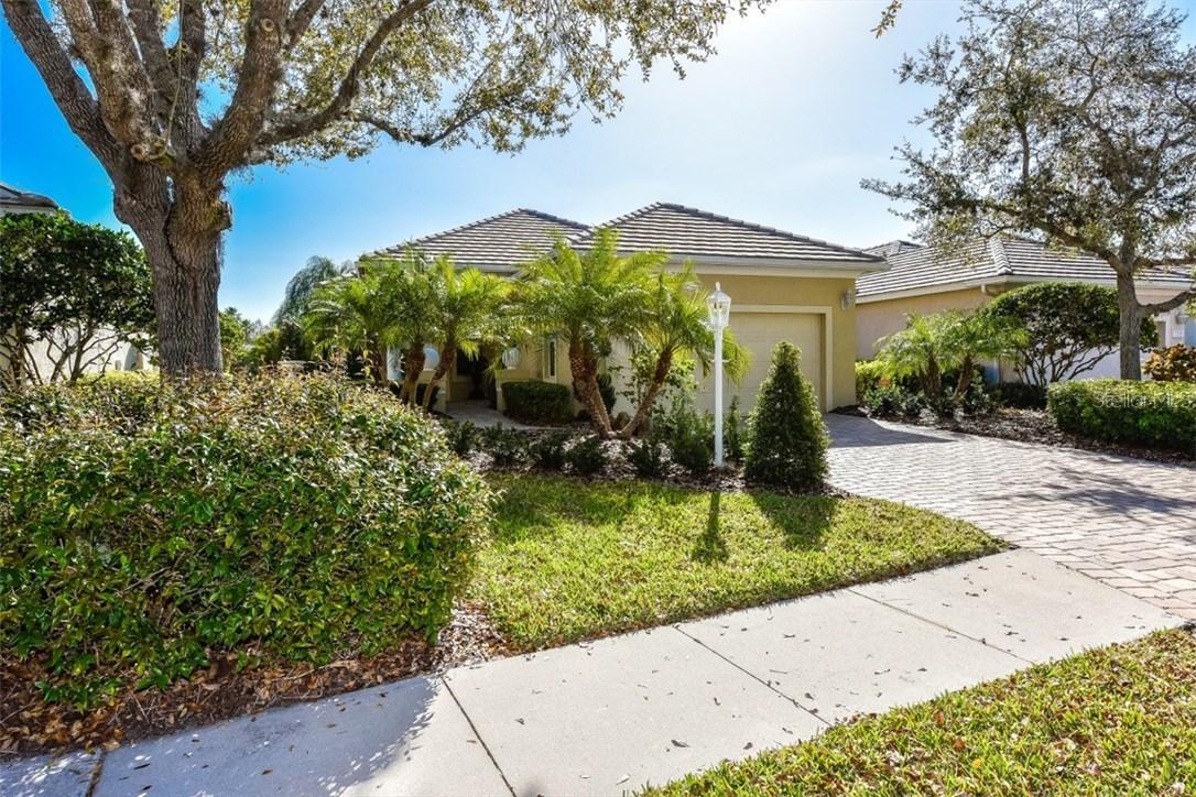 7335 Kensington Ct., University Park, FL 34201