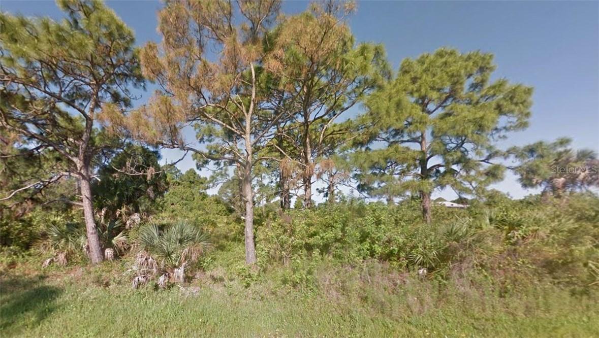 3429 Lindgren St., Port Charlotte, FL 33981