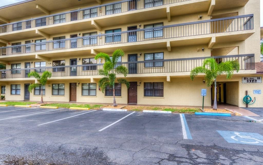315 30th Ave. #B108, Bradenton, FL 34205