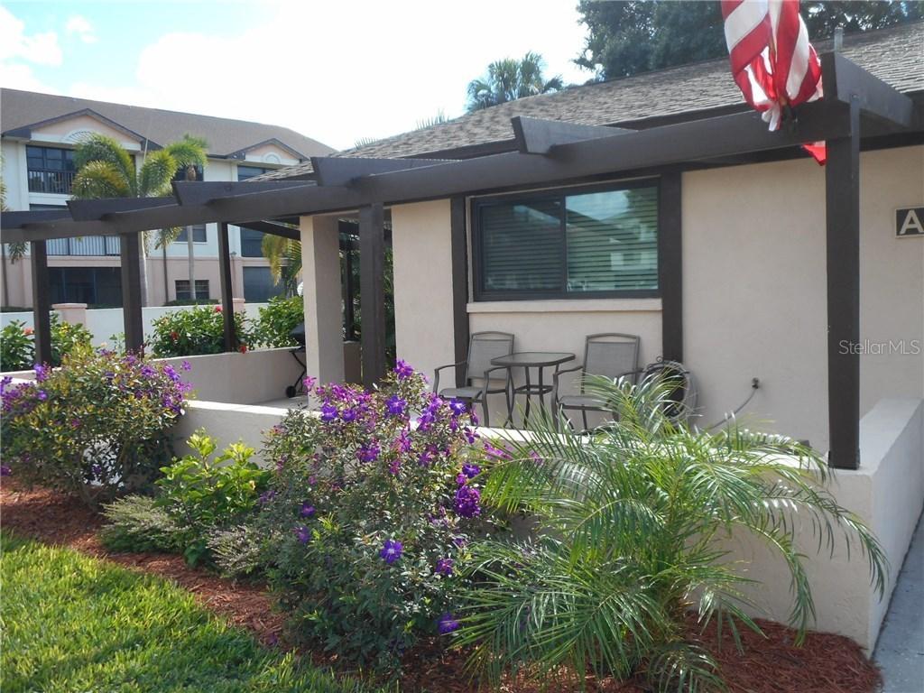 6104 Evergreen Cir. #12A, Bradenton, FL 34209