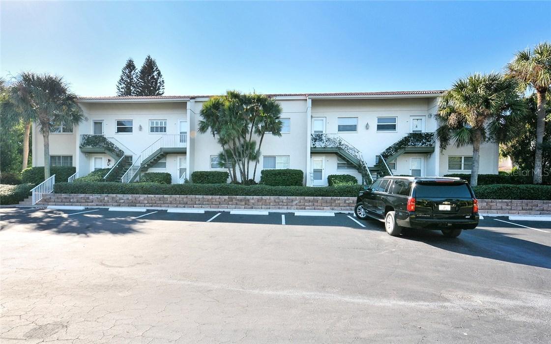 7135 Gulf Of Mexico Dr. #12, Longboat Key, FL 34228