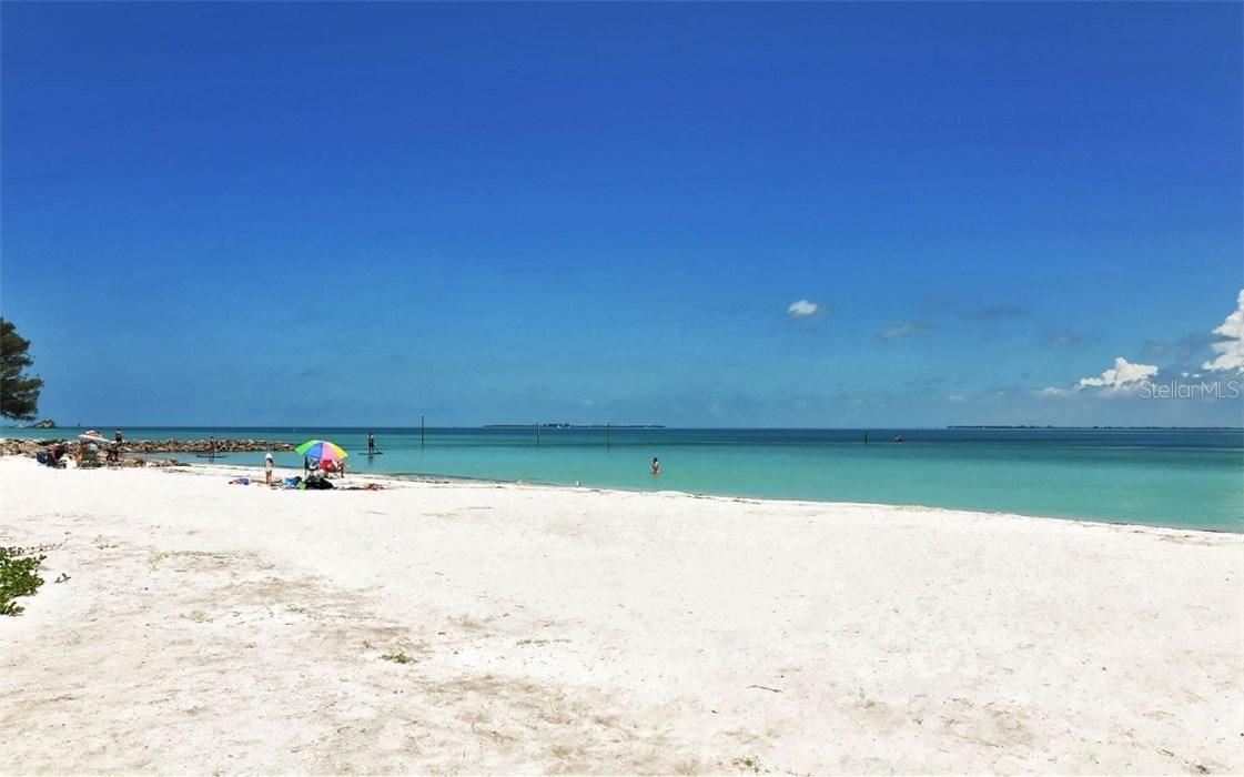 5608 Gulf Dr. #110, Holmes Beach, FL 34217