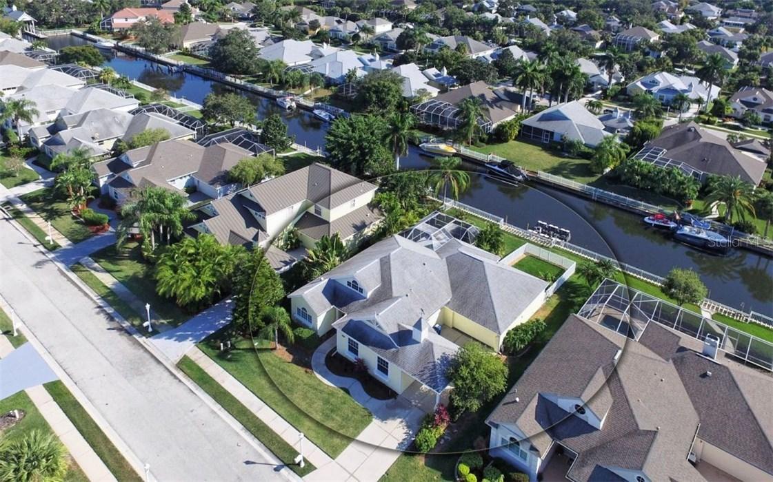 4528 Barracuda Dr., Bradenton, FL 34208