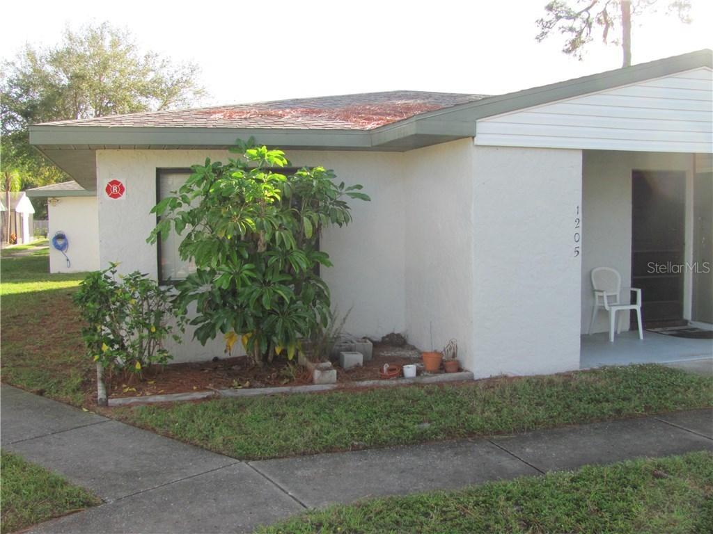 1205 68th Avenue Dr W #14, Bradenton, FL 34207