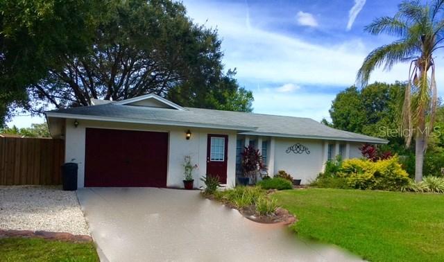2520 Amanda Dr., Sarasota, FL 34232
