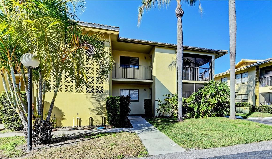 2515 Bayshore Gardens Pkwy. #16, Bradenton, FL 34207