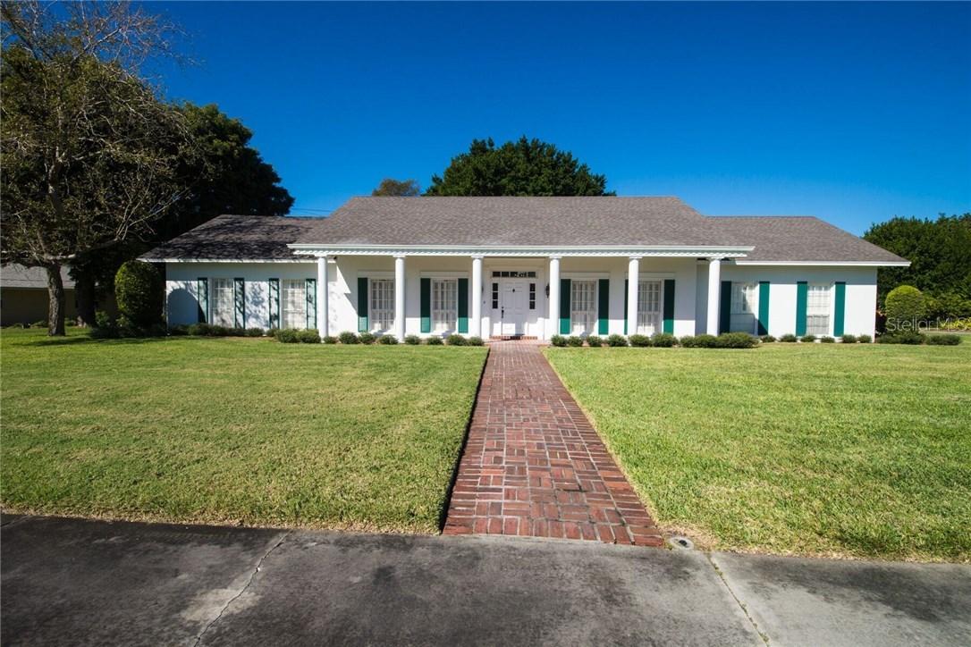 2012 74th St., Bradenton, FL 34209
