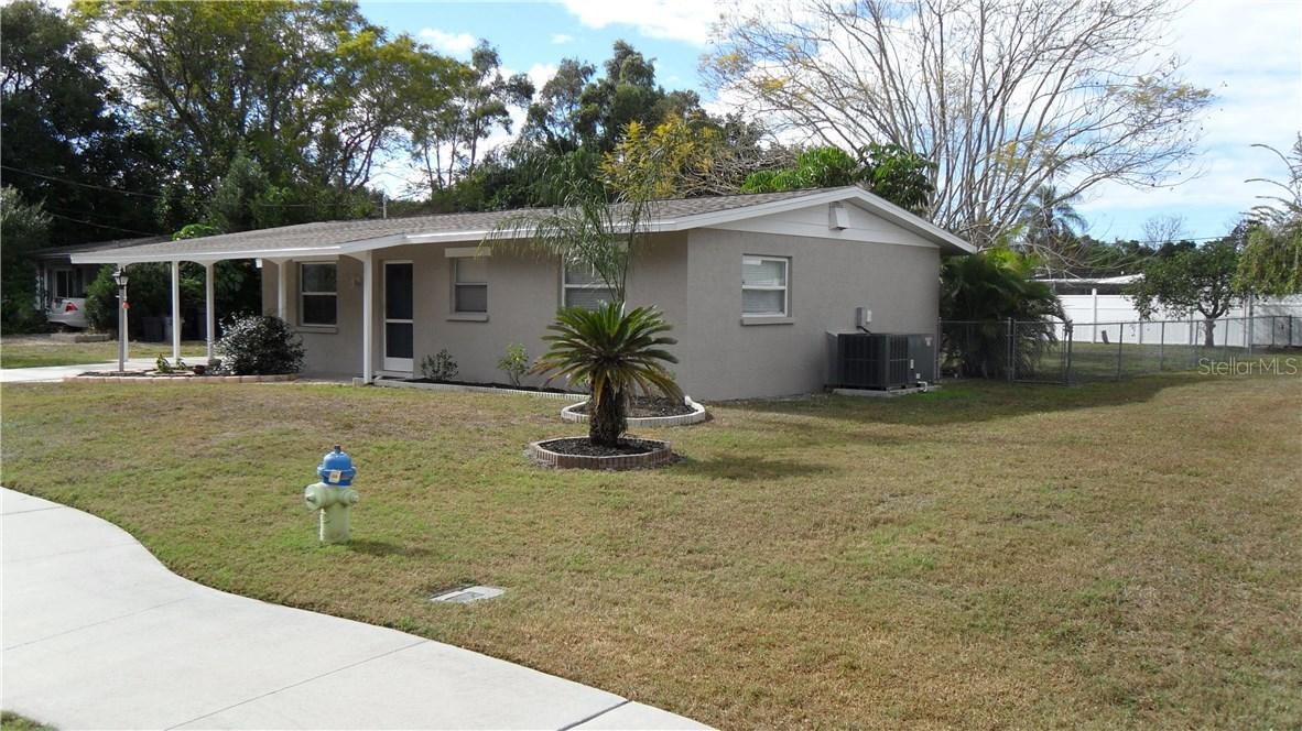 4453 Beacon Dr., Sarasota, FL 34232