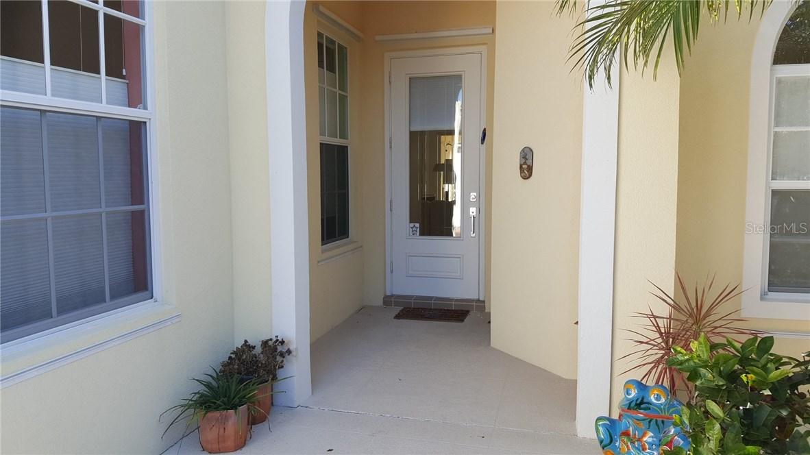 7687 Uliva Way, Sarasota, FL 34238