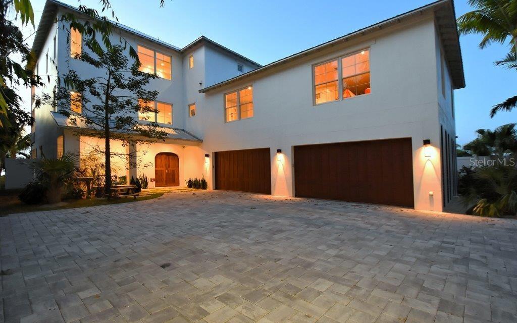 2110 Palma Sola Blvd., Bradenton, FL 34209