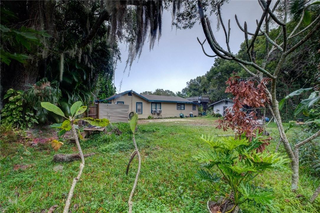 845 Coleman Ave., Sarasota, FL 34232