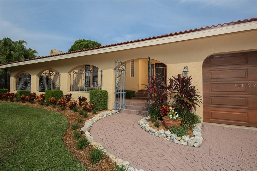 521 Harbor Gate Way, Longboat Key, FL 34228