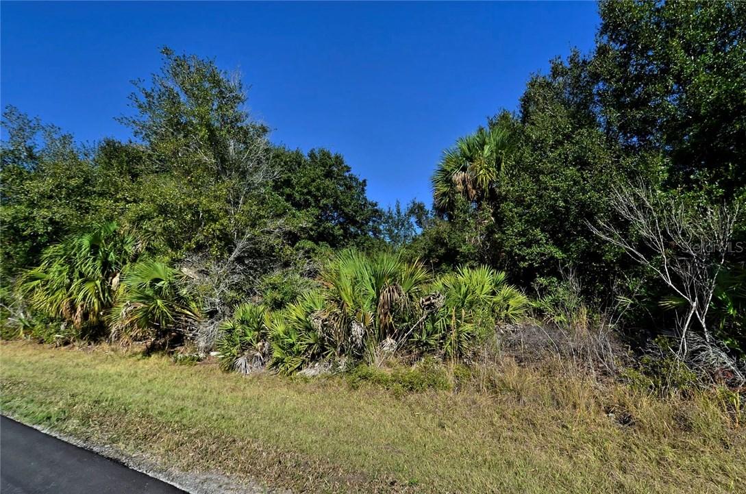 1607 Lace Ter., Port Charlotte, FL 33953