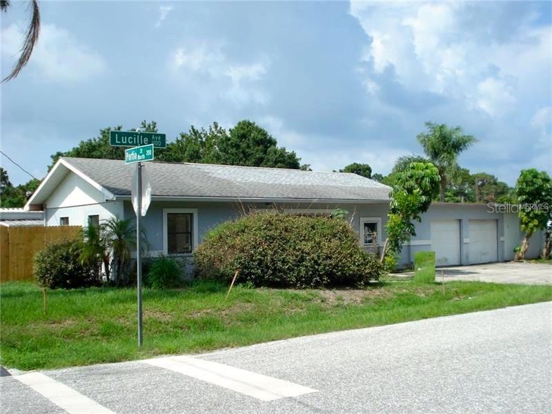 1103 Lucille Ave., Nokomis, FL 34275