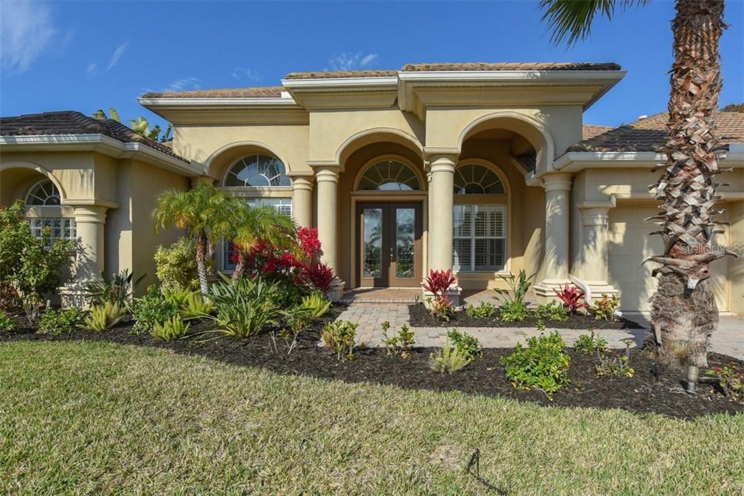 8305 Quail Greens Ter., Bradenton, FL 34212
