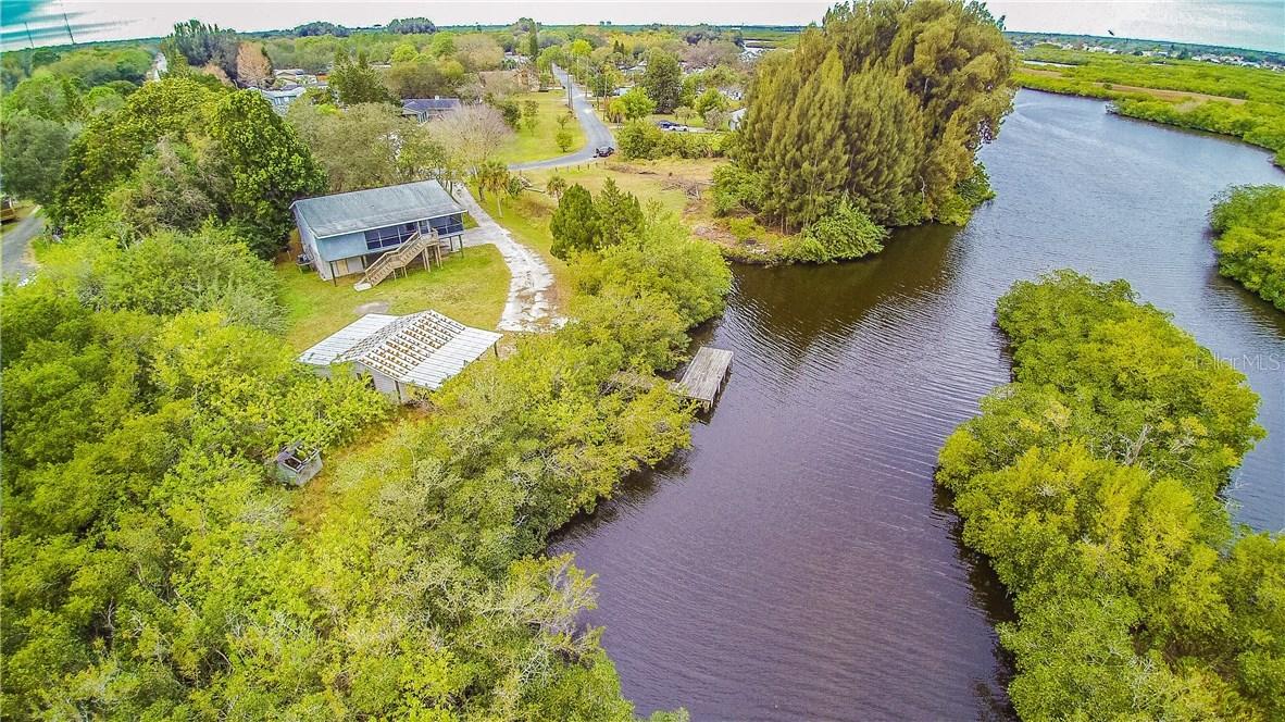 2529 51st Blvd., Bradenton, FL 34208