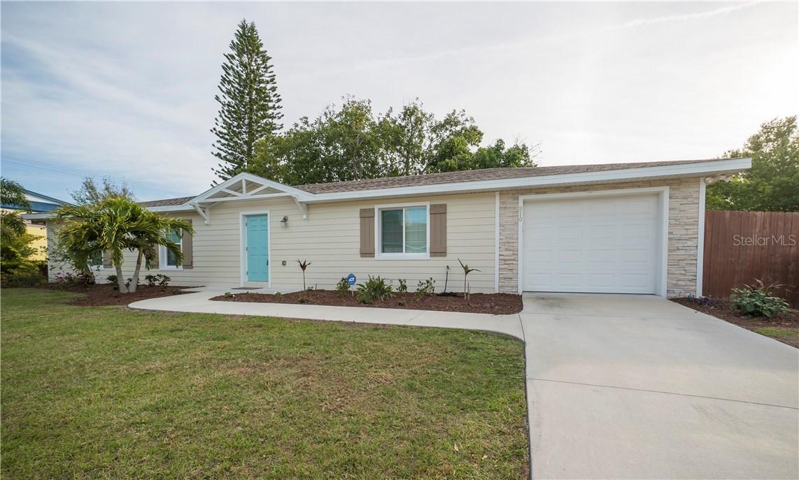 910 17th Ave., Palmetto, FL 34221