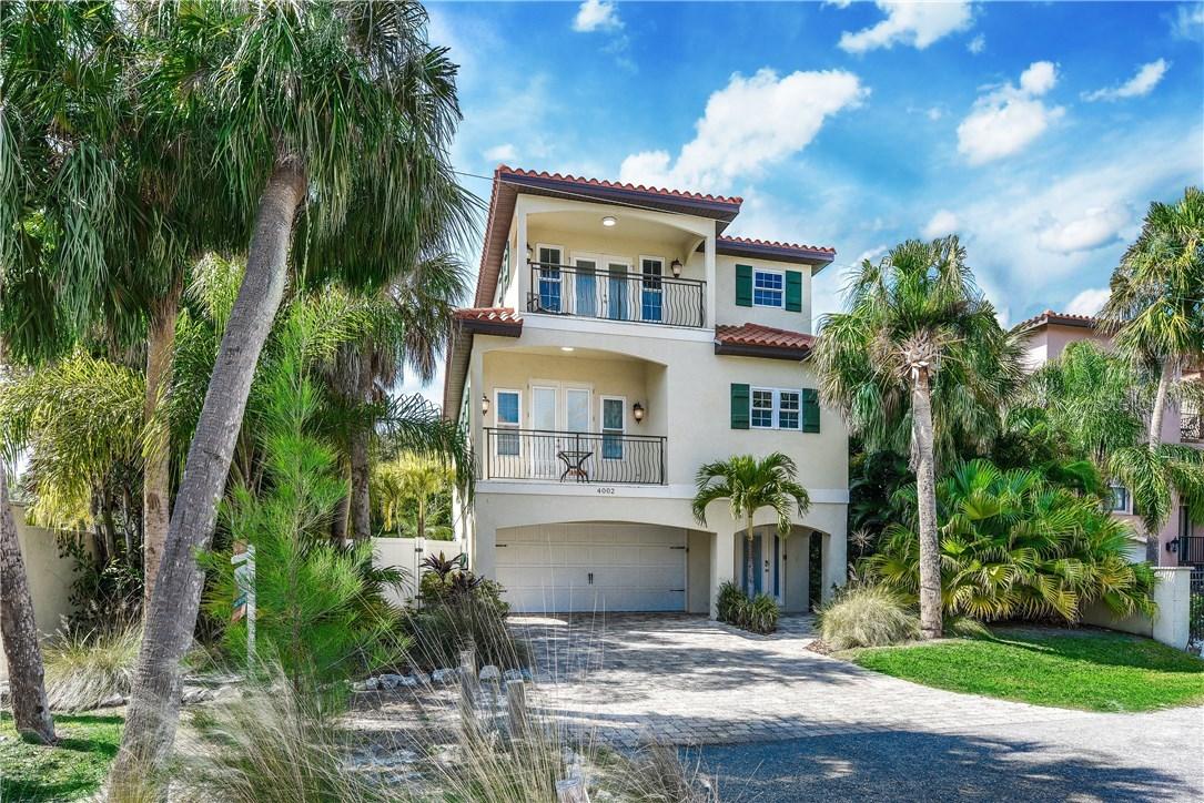 4002 5th Ave., Holmes Beach, FL 34217