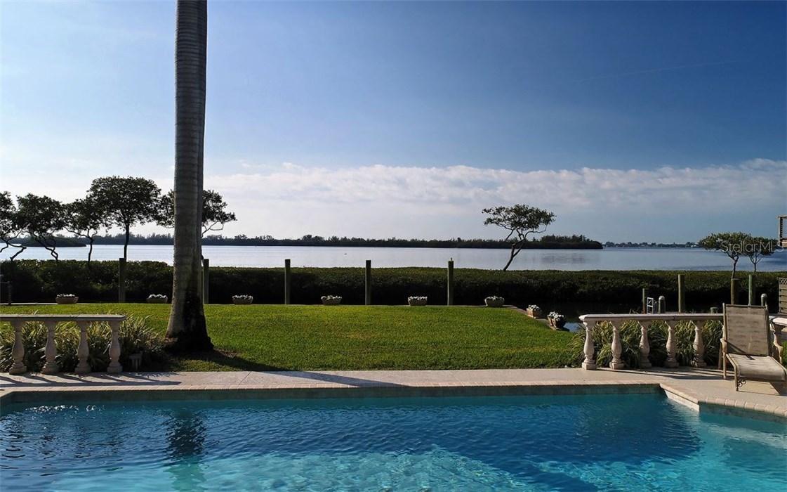 10018 46th Ave., Bradenton, FL 34210