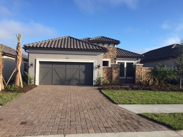 4132 Ilaria Ave., Sarasota, FL 34238