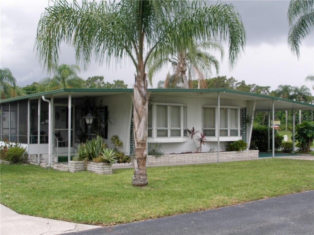 921 Faith Cir. #37, Bradenton, FL 34212