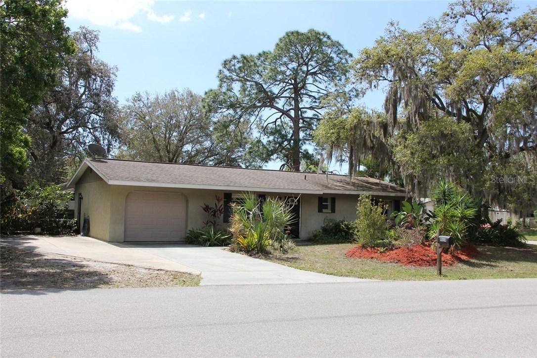 4004 Linwood St., Sarasota, FL 34232