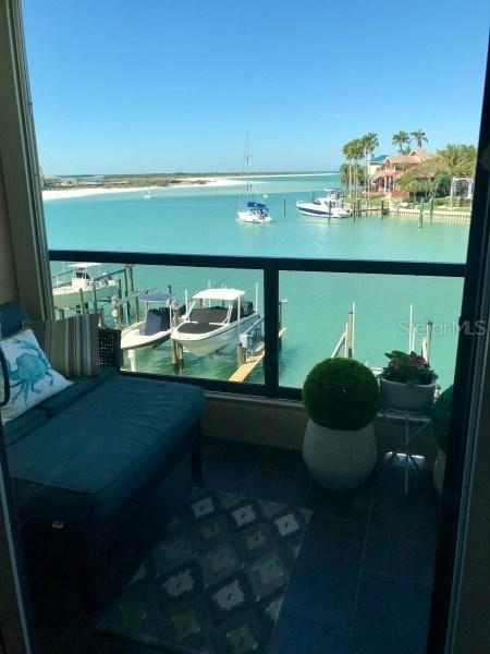 1060 Pinellas Bayway South #306, Tierra Verde, FL 33715