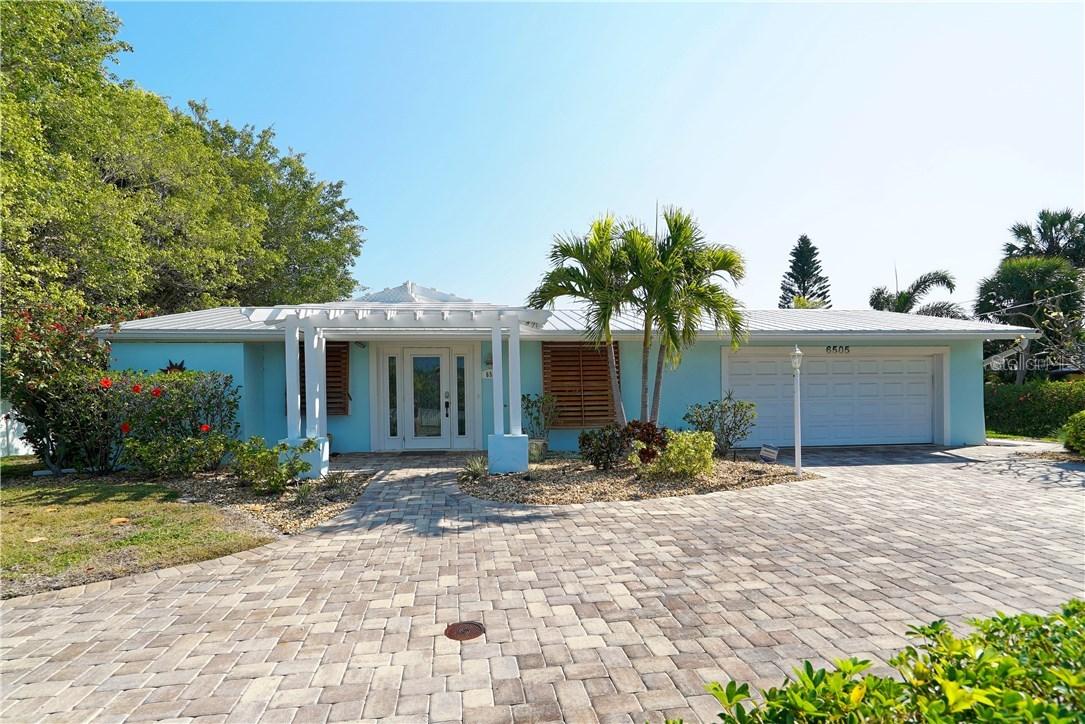 6505 Marina Dr., Holmes Beach, FL 34217