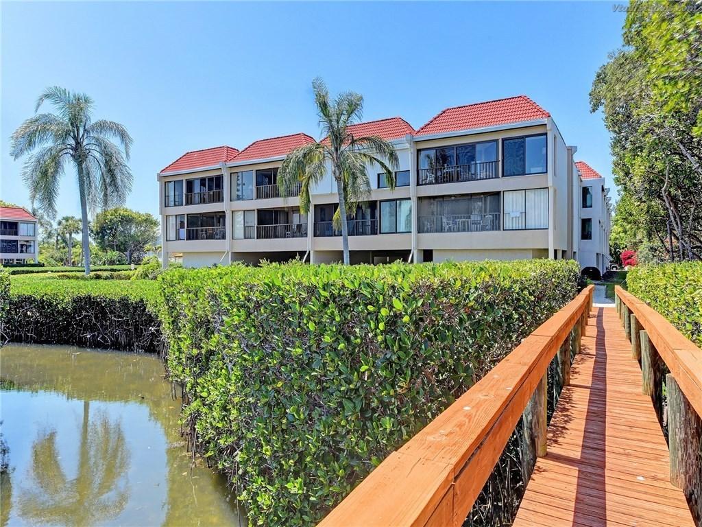 3805 E Bay Dr. #308, Holmes Beach, FL 34217