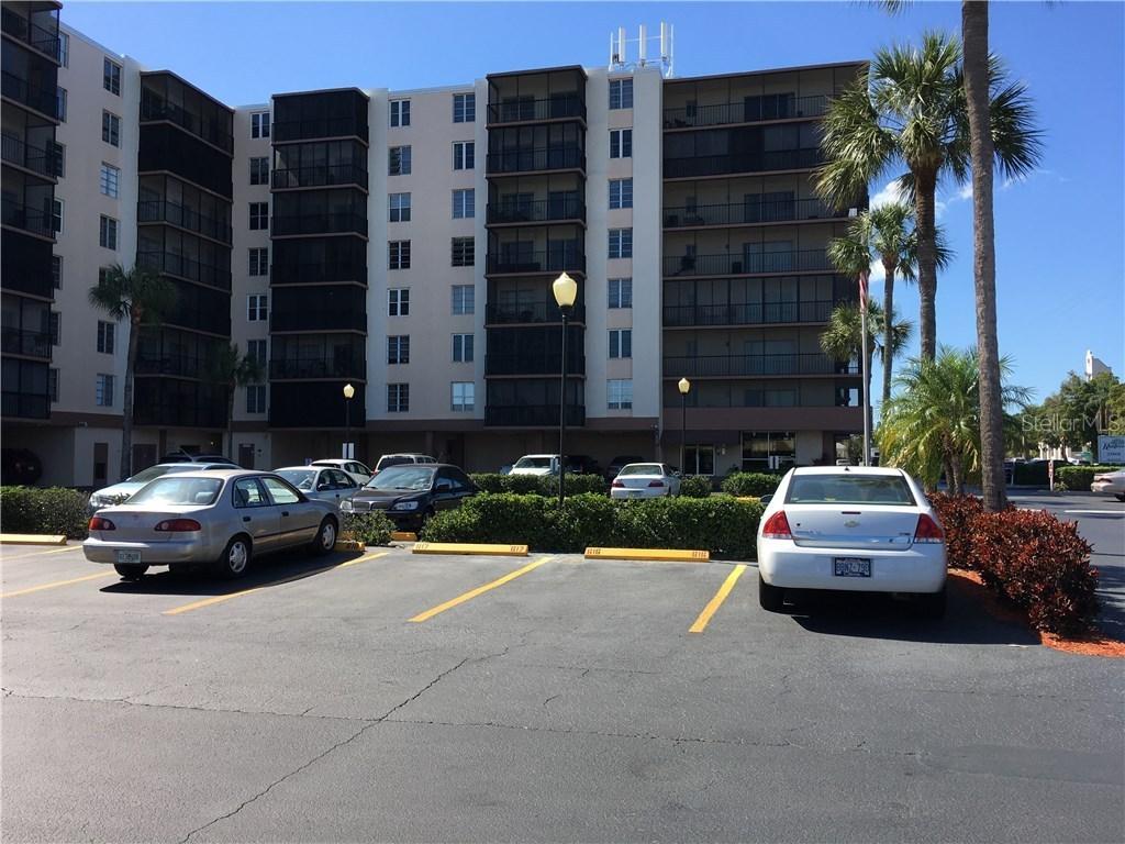 2901 26th St W #406, Bradenton, FL 34205