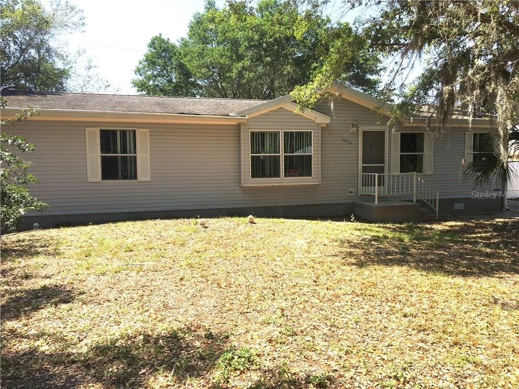 1219 Marlow St., Port Charlotte, FL 33952