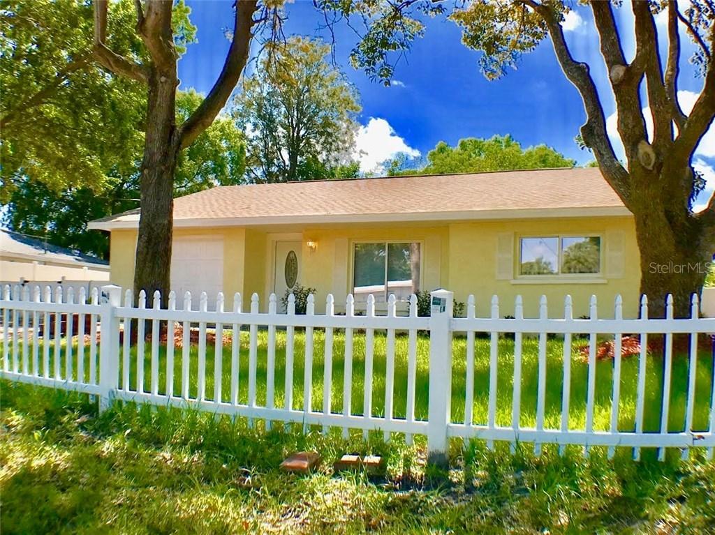 2228 37th Ave., Bradenton, FL 34208