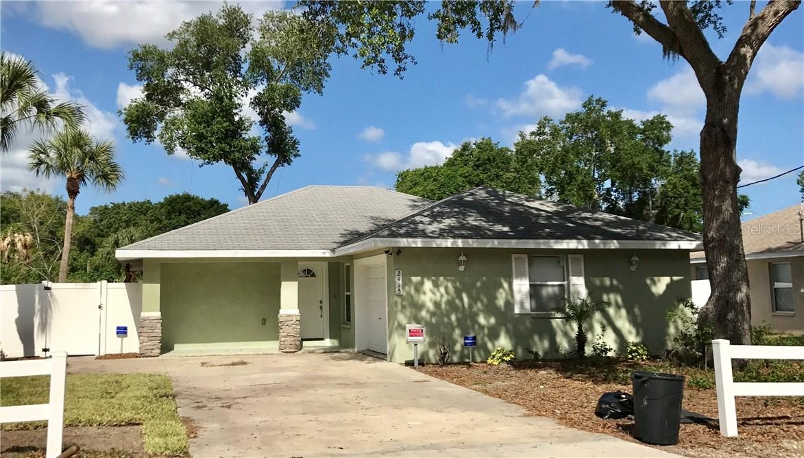 2415 9th Ave., Palmetto, FL 34221
