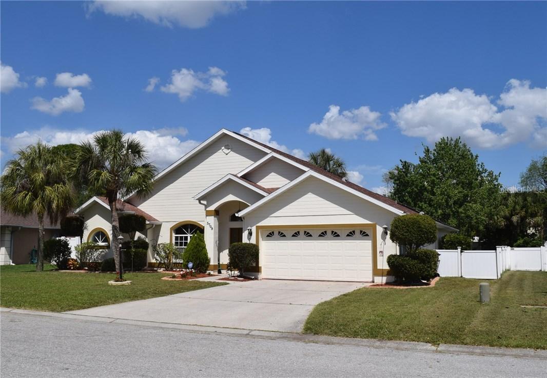5709 42nd St., Bradenton, FL 34203