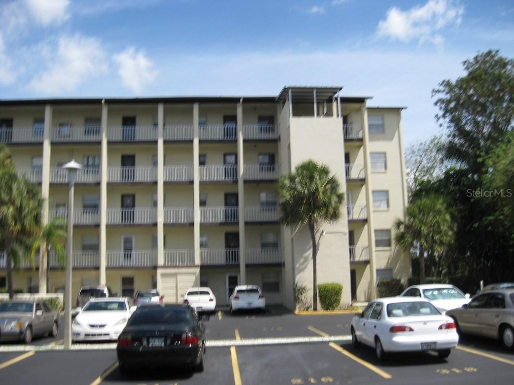 3238 Lake Bayshore Dr. #0-424, Bradenton, FL 34205