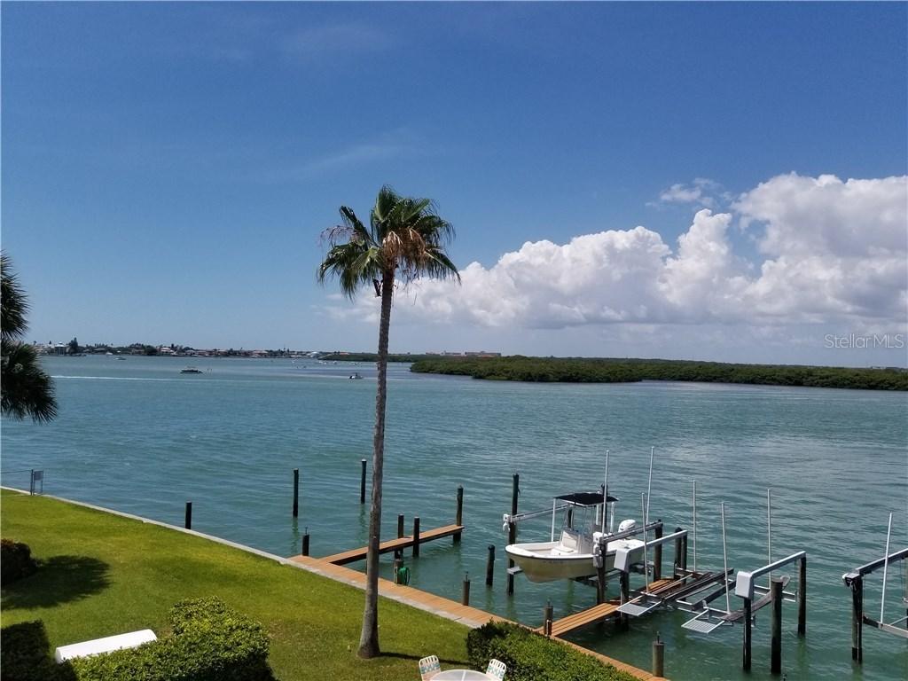 12525 3rd St. #203, Treasure Island, FL 33706