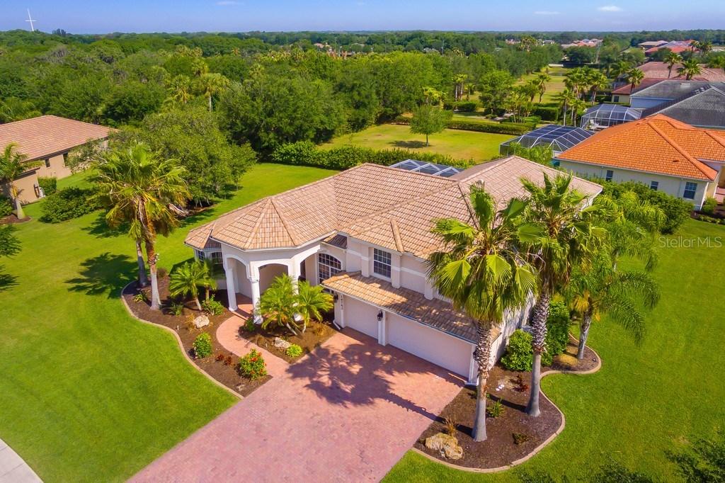 14743 NE 7th Ave., Bradenton, FL 34212