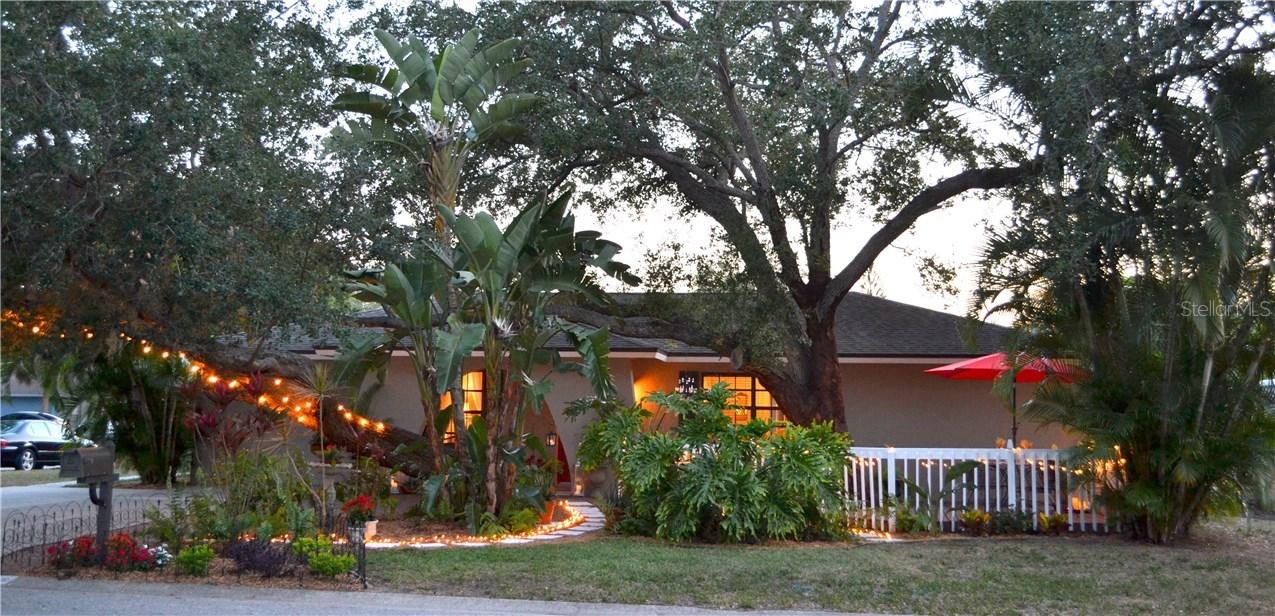 3386 Island Date Cir., Sarasota, FL 34232