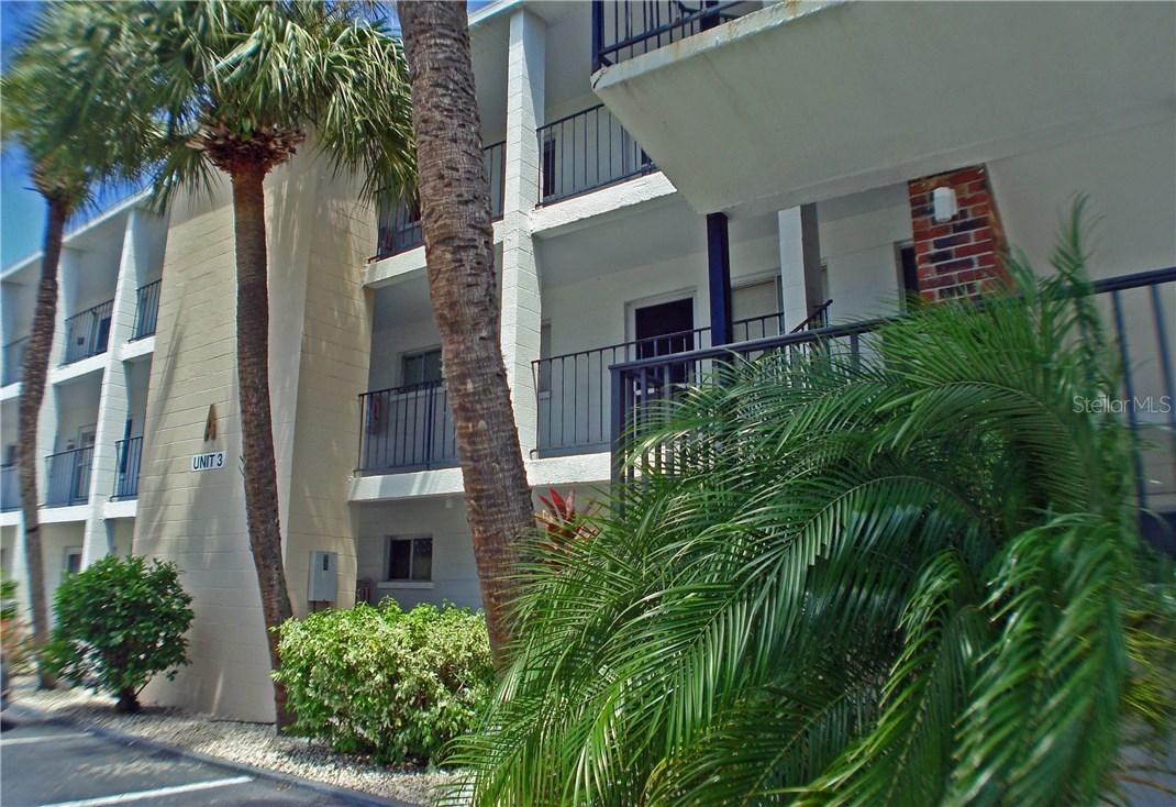 2025 Sunset Dr. #E-23, Bradenton, FL 34207