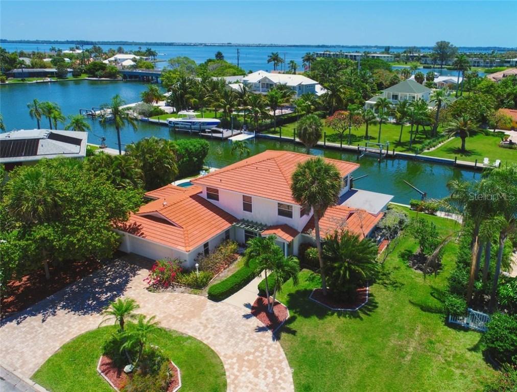 541 67th St. #34217, Holmes Beach, FL 34217