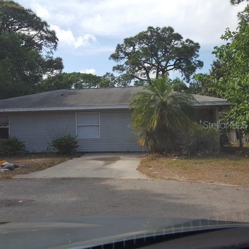 2388 20th St., Sarasota, FL 34234